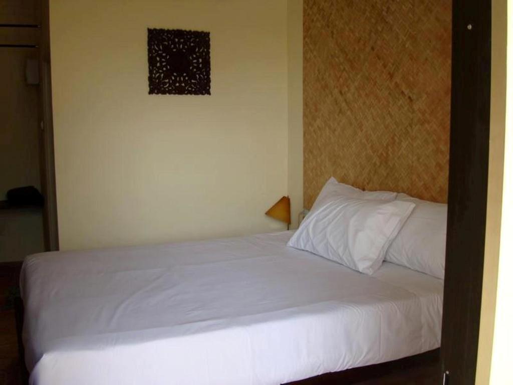 Bamboo Resort Khanom Bilik gambar
