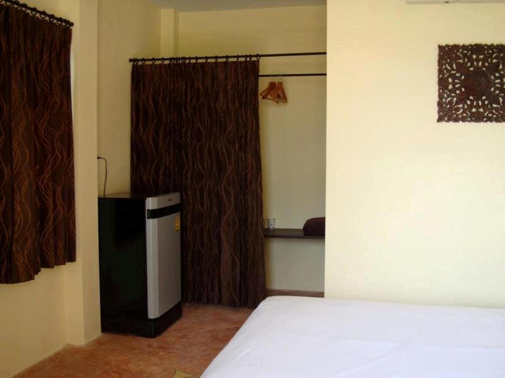 Bamboo Resort Khanom Bilik gambar