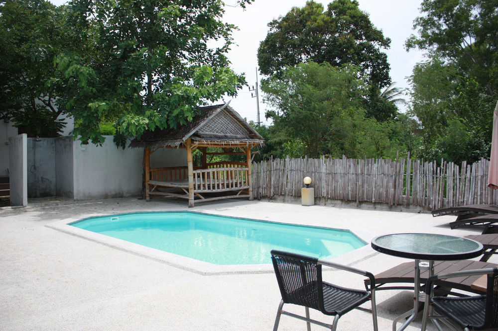 Bamboo Resort Khanom Luaran gambar